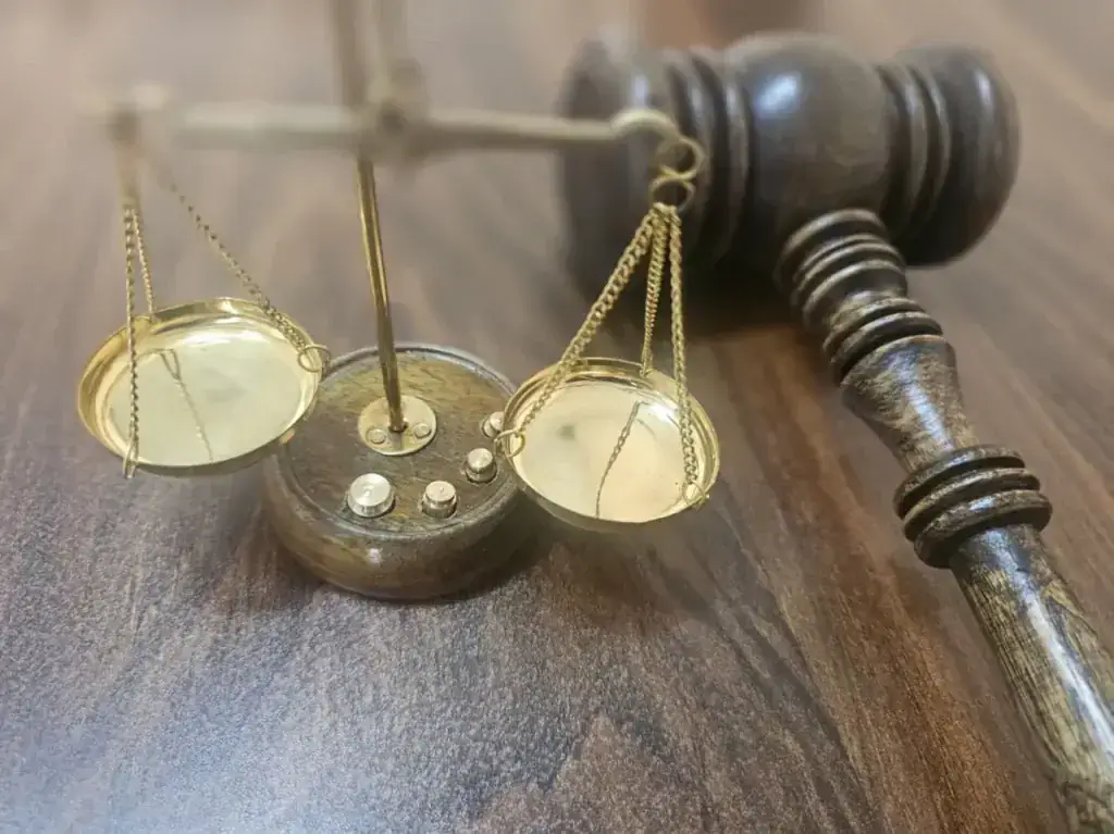 خصوصیات وکیل مالیات بر ارث