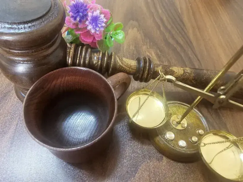 وکیل پایه یک دادگستری خانم