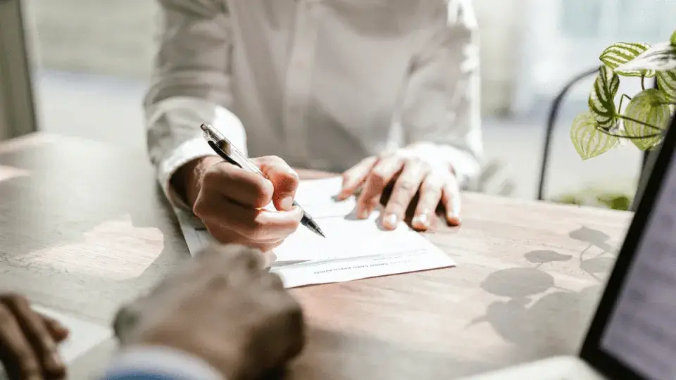 کار وکیل مالیات