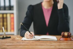 مشاوره با وکیل مالیات بر ارث در تهران