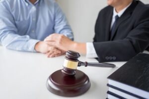 وکیل دعاوی تجارت الکترونیکی