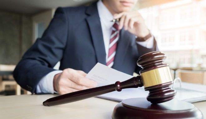 وکیل دفاع از علامت تجاری