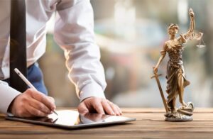 بهترین وکیل ابطال وصیت