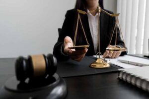 وظایف وکیل جعل در تهران