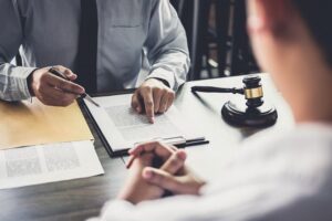 وظایف وکیل شرکت های بازرگانی