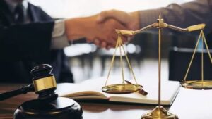 بهترین وکیل فورس ماژور در تهران
