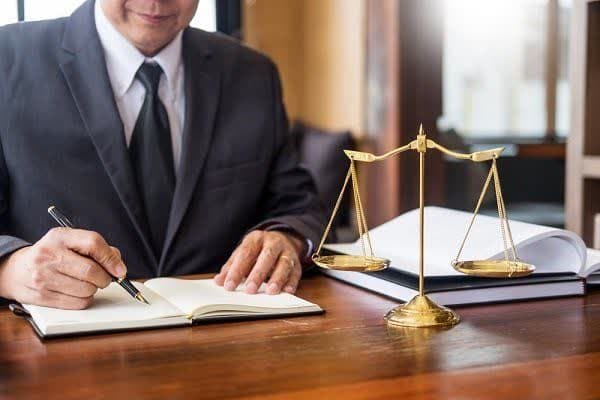 وکیل خسارت قراردادی