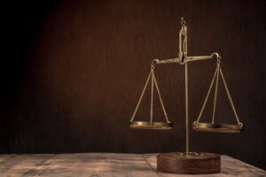 اهمیت وکیل قرارهای کاری