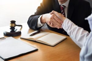 بهترین وکیل مالکیت معنوی