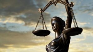وکیل برای حل اختلافات در قراردادهای هوشمند