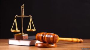 مزایای انتخاب وکیل از مجموعه ما