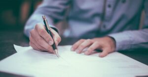 نقش وکیل در دادرسی رقابت