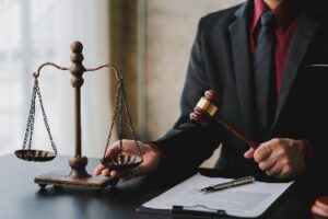 مشاوره با وکیل توهین