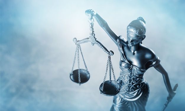 وکیل دیوان عدالت اداری