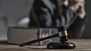 وکیل شورای رقابت