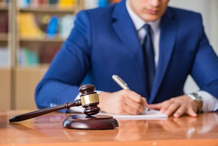 وکیل منطقه ۴