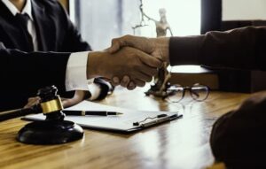 هزینه وکیل مالیات بر ارث