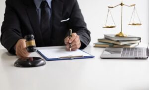 بهترین وکیل مخابرات