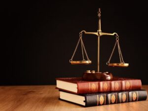 وکیل متخصص حقوق محیط زیست