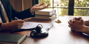پرسش و پاسخ با وکیل حقوق شهروندی