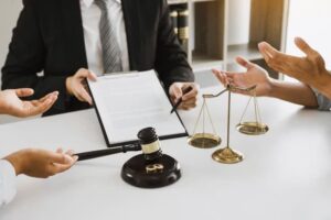 ویژگی های مجموعه حقوقی کوشانفر