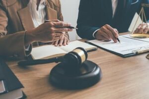 بهترین وکیل فضای مجازی