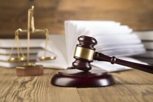 اختلافات ناشی از قراردادهای پیمانکاری