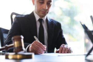 وکیل متخصص پرونده