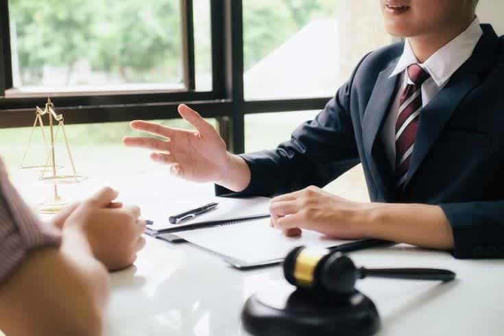 وکیل قیم