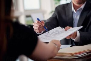 دلایل نیاز به وکیل متخصص