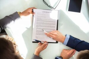 دلایل نیاز به وکیل سقط جنین