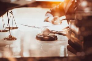 اهمیت دانش به روز وکیل جزای نقدی