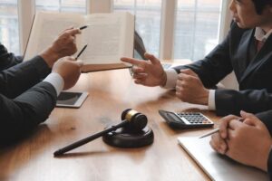 ویژگی های مجموعه حقوقی کوشانفر