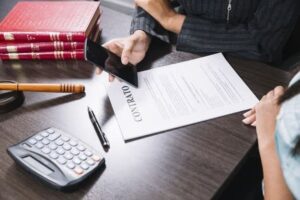مراحل انتخاب وکیل ولی دم