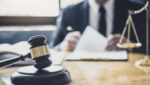 بهترین وکیل احتکار