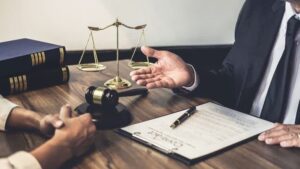 وکیل شاکی در تهران