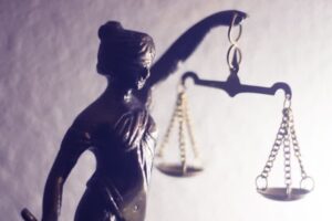 بهترین وکیل طبیب