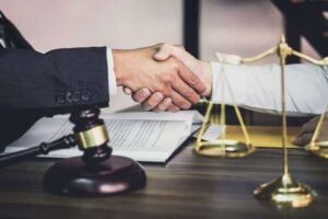 بهترین وکیل متهم
