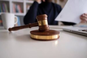 وظایف وکیل شاکی