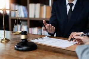 پیگیری پرونده های حبس توسط وکیل