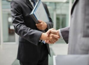 نقش وکیل معاملات تقلبی در پیشگیری از وقوع جرم