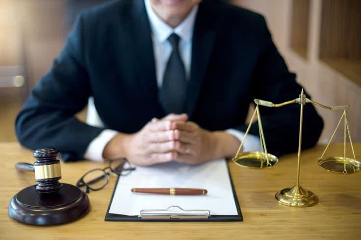 وکیل شاکی چک