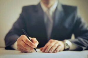 بهترین وکیل چک الکترونیکی