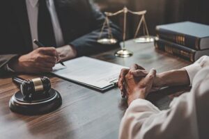 انتخاب بهترین وکیل حریم خصوصی