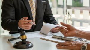 ویژگی های مجموعه حقوقی کوشانفر