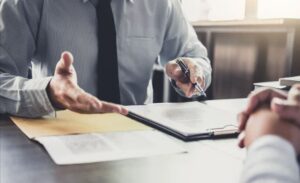 معیارهای انتخاب بهترین وکیل مصرف مواد مخدر