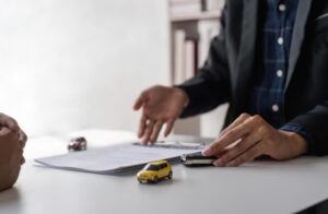 مشاوره وکیل نمایشگاه ماشین در خصوص حقوق مصرفکننده