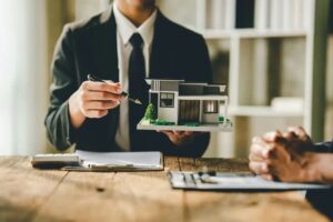 دلایل نیاز به وکیل خرید خانه در تهران