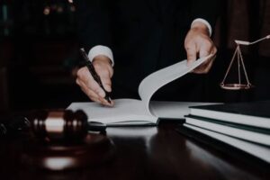 نقش وکیل وسیله نقلیه در حل اختلافات