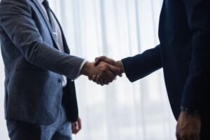 اهمیت انتخاب وکیل نمایشگاه ماشین در تهران